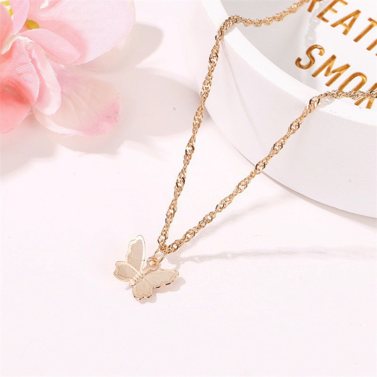 Sale 68% Dây chuyền mặt hình con bướm thời trang Nhật Hàn, Silvery Giá gốc 21000đ - 14M71-2