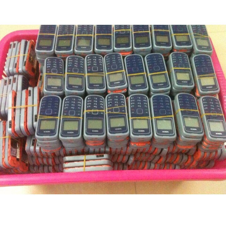 ĐIỆN THOẠI TRẮNG ĐEN 1202 | BigBuy360 - bigbuy360.vn