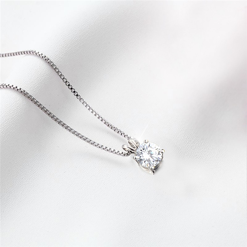 Vòng cổ nữ mặt đá Zircon 8mm