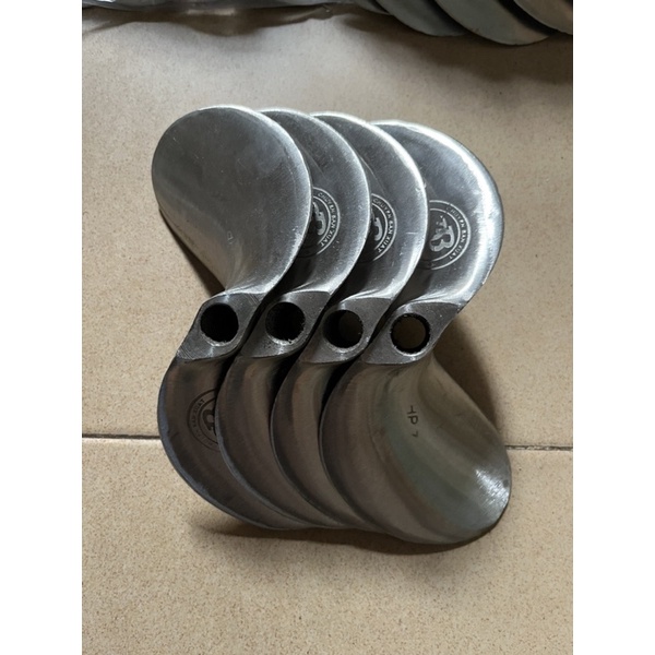 Chân vịt inox thái 9hp, 9.5hp  lỗ ren 16mm chân vịt 2 cánh inox 304
