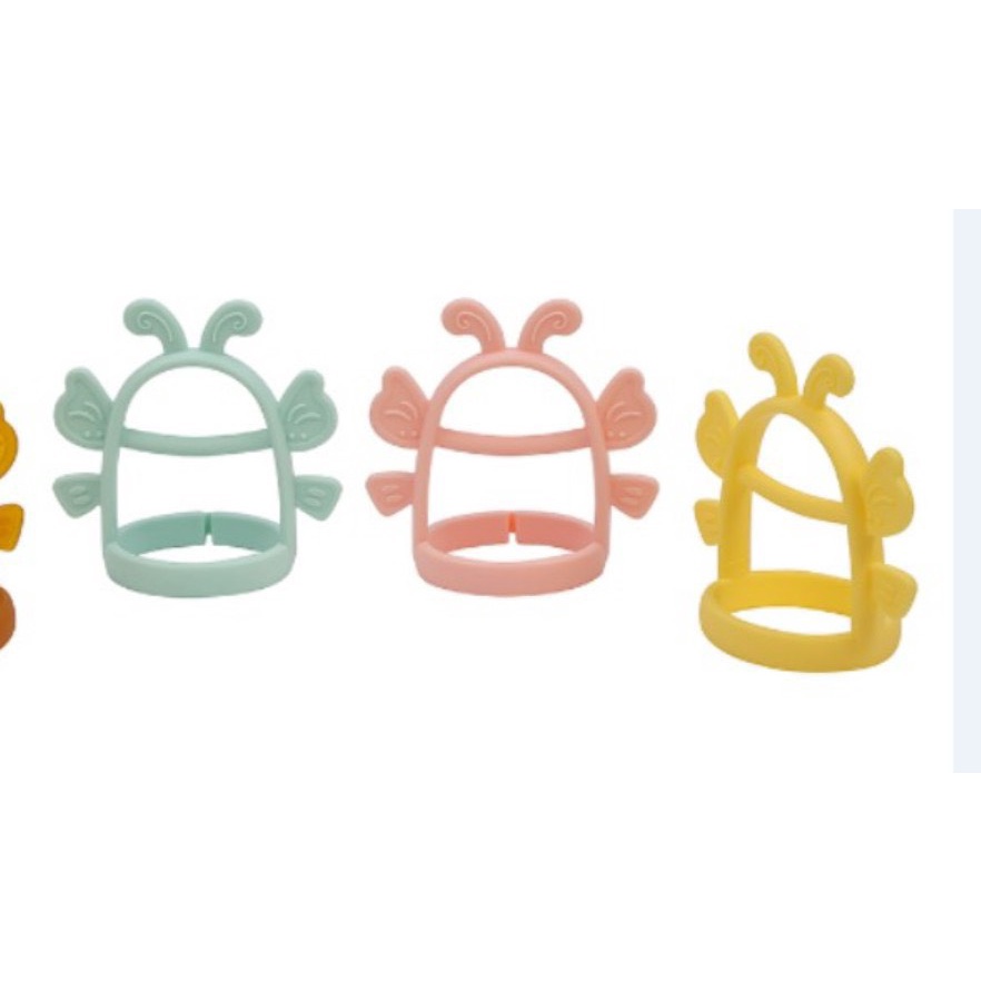 Gặm nướu cho bé silicon Molli có tay cầm chống rơi kèm hộp đựng xịn xò, vệ sinh