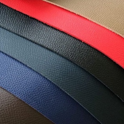 Da bò thuộc miếng làm bằng da bò thật kích thước 190 X 280 MM dùng làm lót chuột hoặc nguyên liệu làm ví da bao da