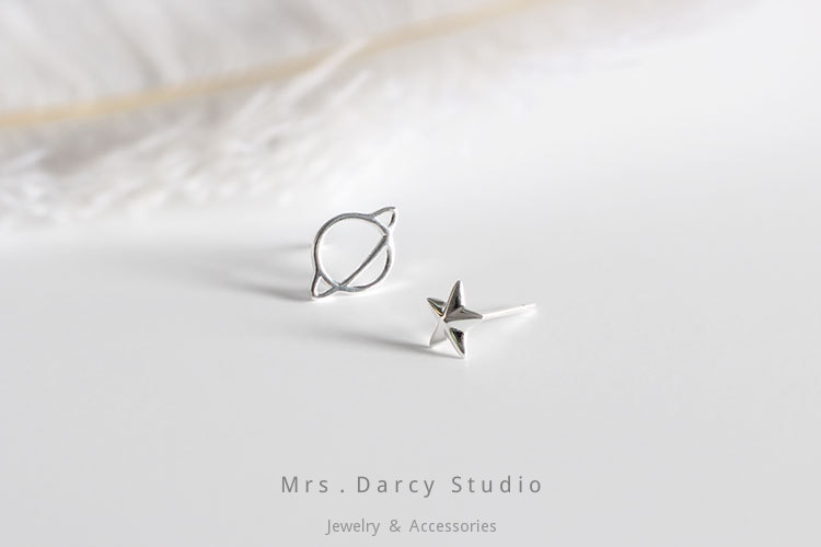 MRS.D【In Stock】100% Sterling Silver Saturn Black S925 Earrings Stud Earrings Colors of Zircon Jewelry Gift Ear Clips Minimalist Earring Design Jewelry Girls Allergy Free