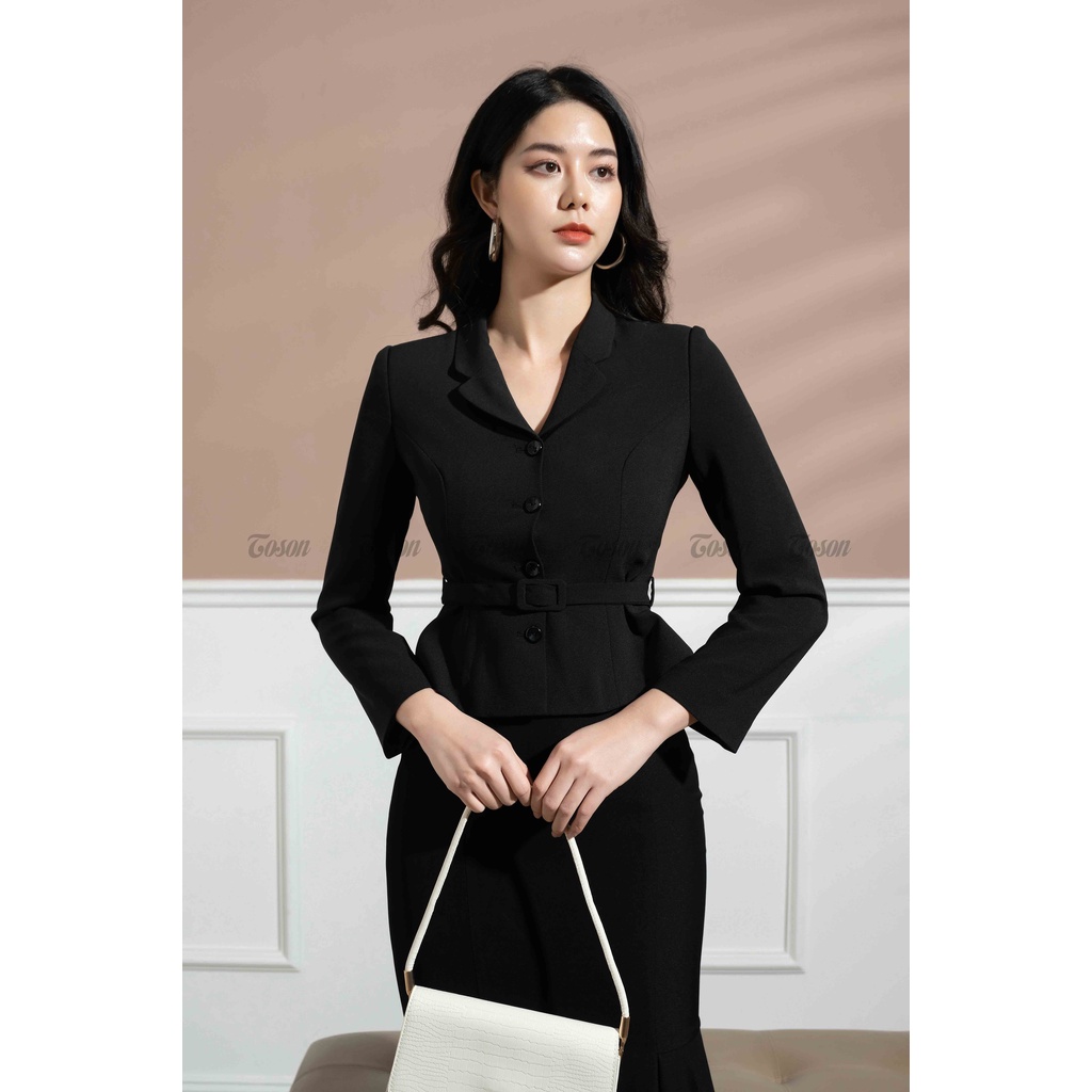 VEST đen dài tay, cổ K, đai eo - TOSON - 82222B01