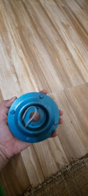 Bát cước cắt cỏ thép viền cong 4 chấu