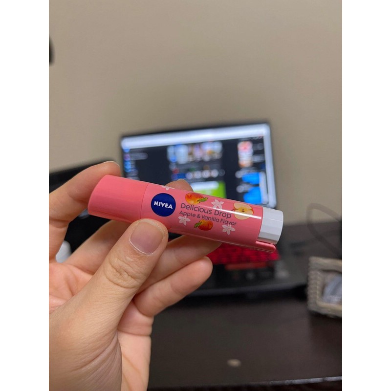 Son dưỡng môi Nivea Flavor Lip  Nhật Bản hương táo có màu nhẹ 3.5g (Hàng nội địa Nhật) | BigBuy360 - bigbuy360.vn