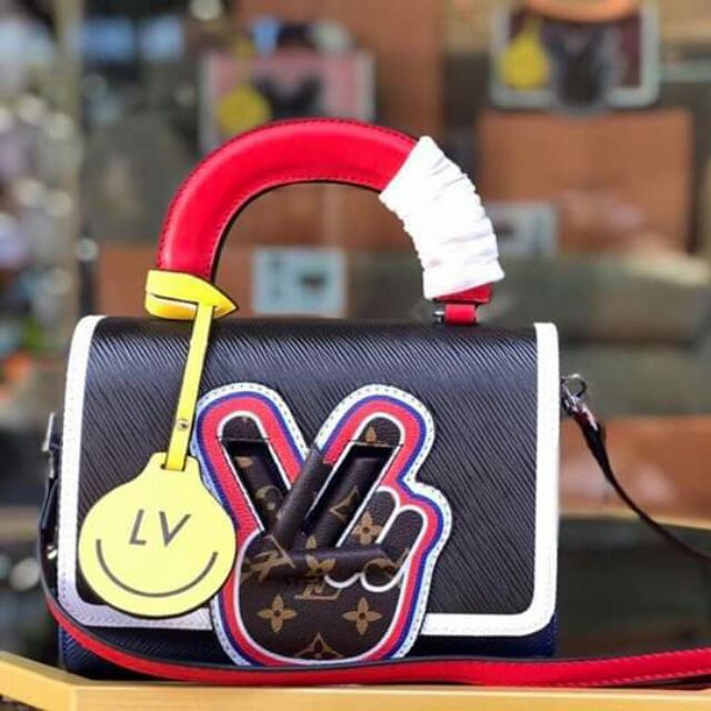 LV Twist-Size : 23 x17x9,5 cm-Mã code da đầy đủ-Fullbox hãng, giấy tờ đầy đủ- Mã: BCK - QT