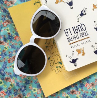 Kính mát nữ tròn trắng hotgirl mắt ngầu thời trang phù hợp mang đi du lịch đi biển đi làm TQ25