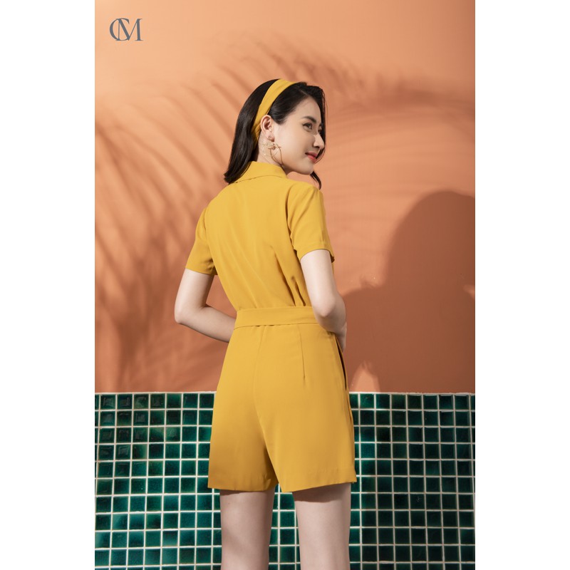 Jumpsuit Quần Short, Cổ Hai Ve, Có Đai Đi Kèm, Chất Liệu Thô Crepe, Có Túi, Thiết Kế Clara Mare - JUM3001