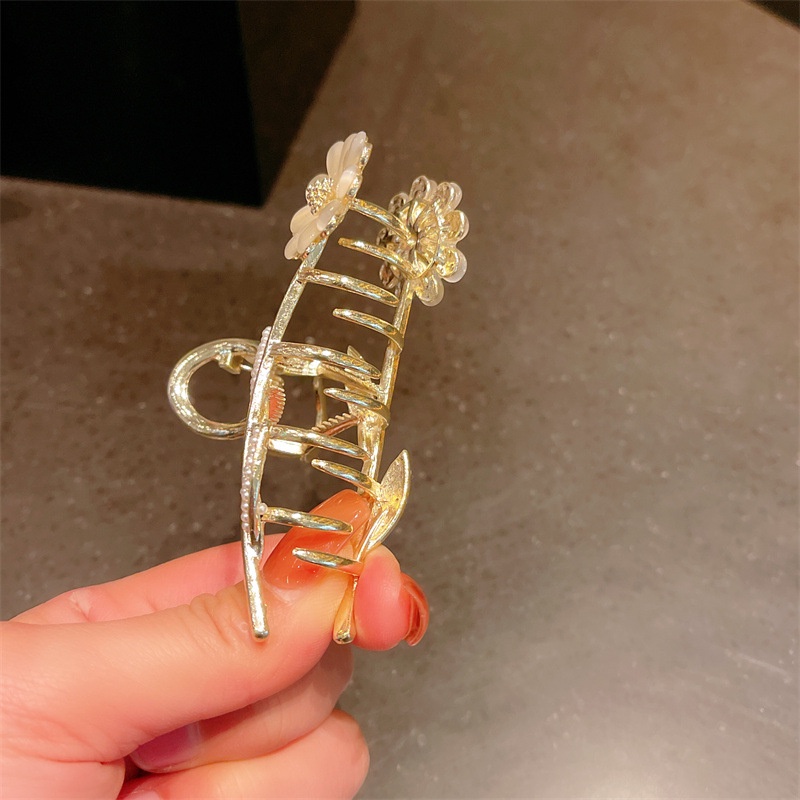 Kẹp Tóc Hình Hoa Đính Ngọc Trai Giả Bằng Kim Loại Màu Vàng 2022 Sang Trọng Cho Nữ