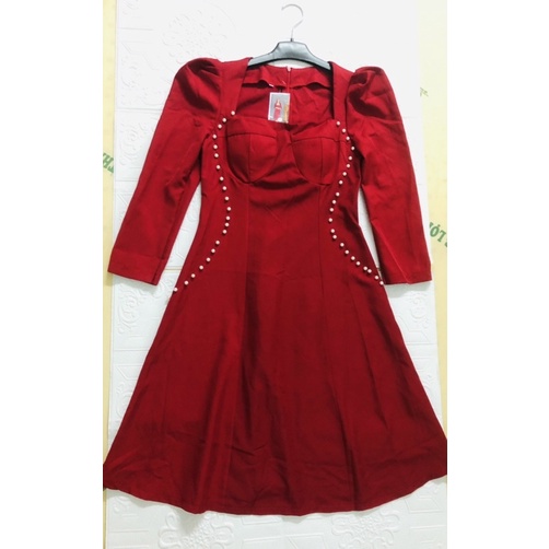Đầm xoè tay bồng đi tiệc