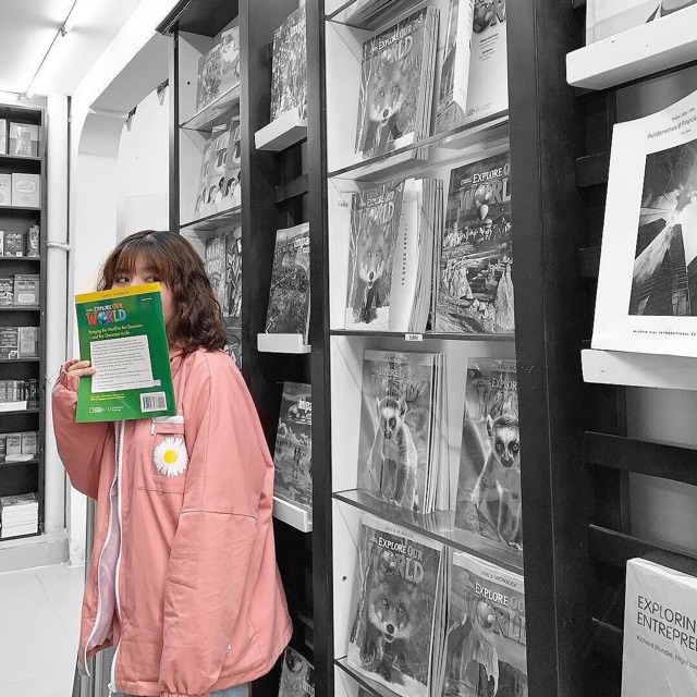 Áo khoác Unisex "Hoa Cúc Hồng Đen" | BigBuy360 - bigbuy360.vn