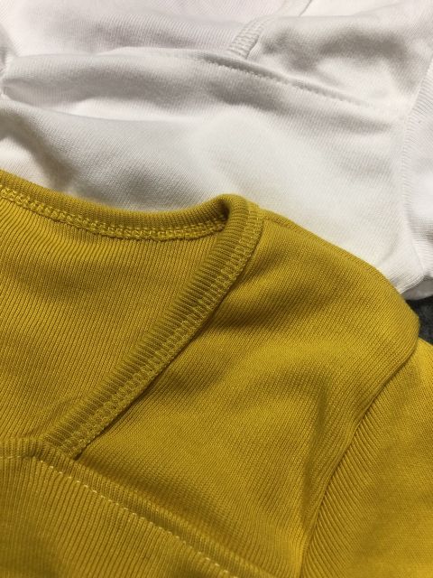 Áo gân cổ u nhún ngực siêu sang ( kèm ảnh thật)