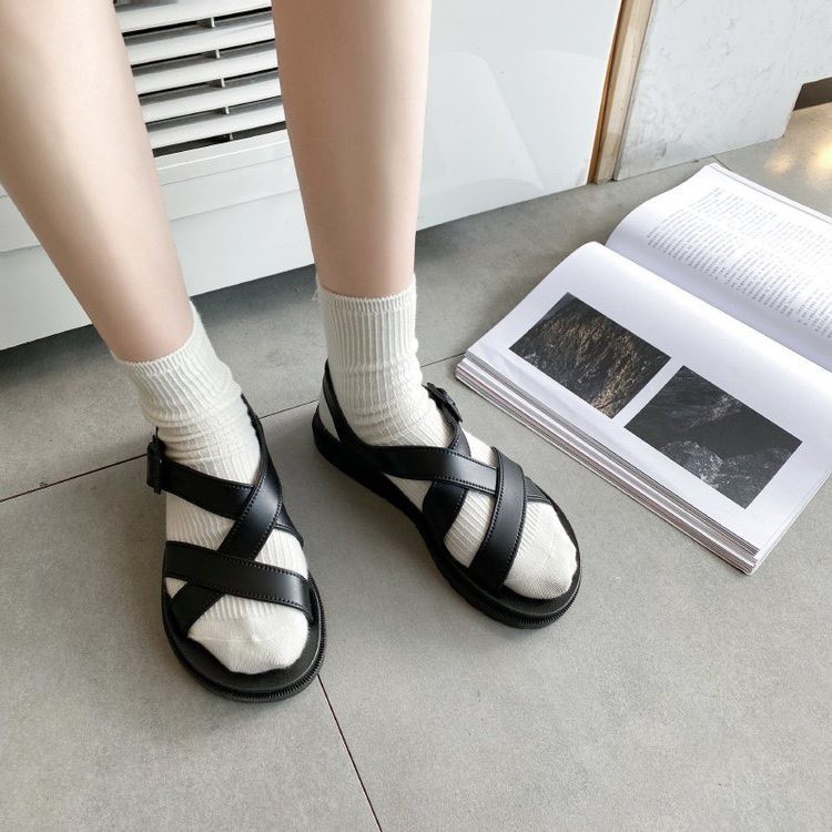 Giày sandal nữ quai chéo cao su dẻo MWC NUSD- 2770