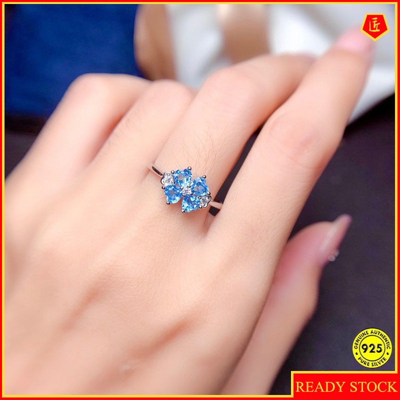 Nhẫn hở hình cỏ ba lá đính đá Topaz sang trọng