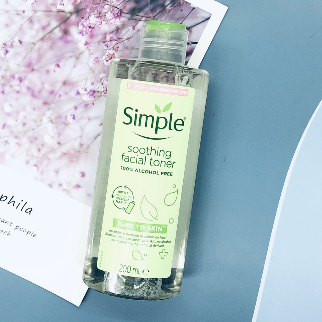 Nước Hoa Hồng Simple Soothing Facial Toner Cân Bằng Ẩm Dịu Nhẹ Cho Da 200ml