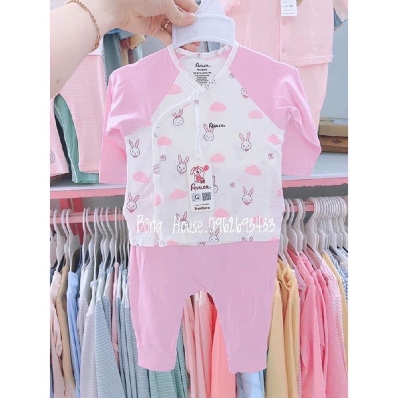 Bộ sơ sinh Avaler cài lệch dài tay sợi tre chất mới 2021