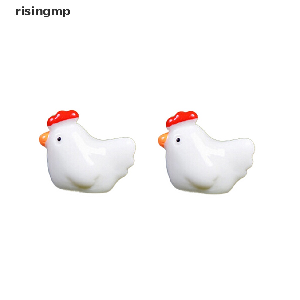 Mô Hình Chú Gà Mini Bằng Nhựa Resin Trang Trí Tiểu Cảnh ♨Trên đó