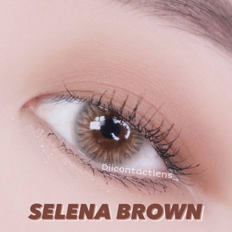 Kính áp tròng SELENA BROWN