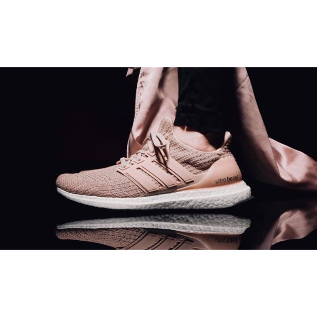Giày adidas unltra boss