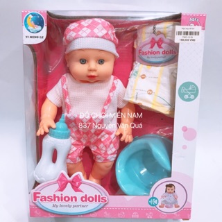 [Hộp đẹp] Hộp đồ chơi búp bê em bé kèm phụ kiện giúp bé tập chơi chăm sóc em nhỏ YMC-101B