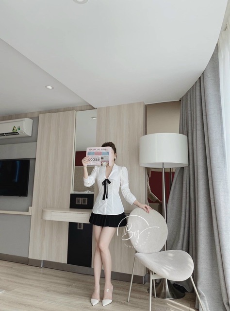 SET AO SƠ MI CÔ NƠ + CHÂN VÁY