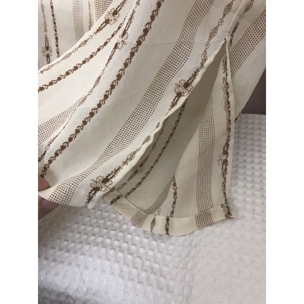 Áo voan hoạ tiết vintage