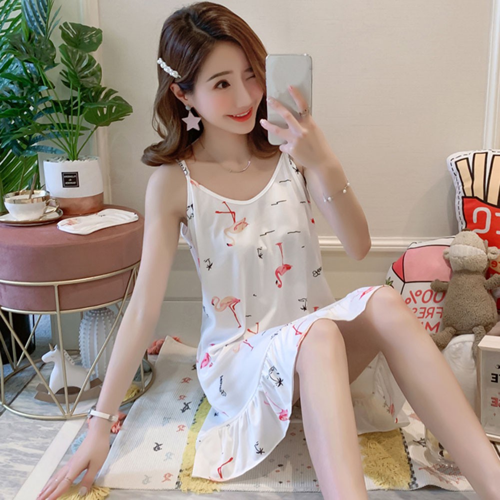 Đầm ngủ dây sát nách thiết kế quyến rũ cho phái nữ | BigBuy360 - bigbuy360.vn