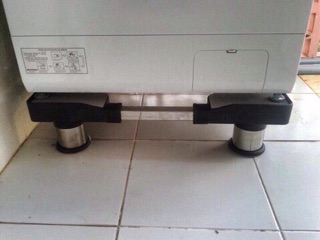 Chân đế inox dùng cho máy giặt va tủ lạnh 