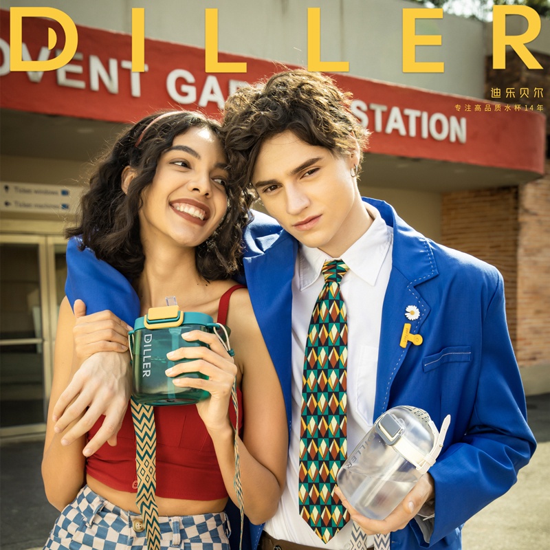 Bình nước Diller D80 có ống hút chống tràn không chứa BPA thiết kế thời trang dung tích 720ml