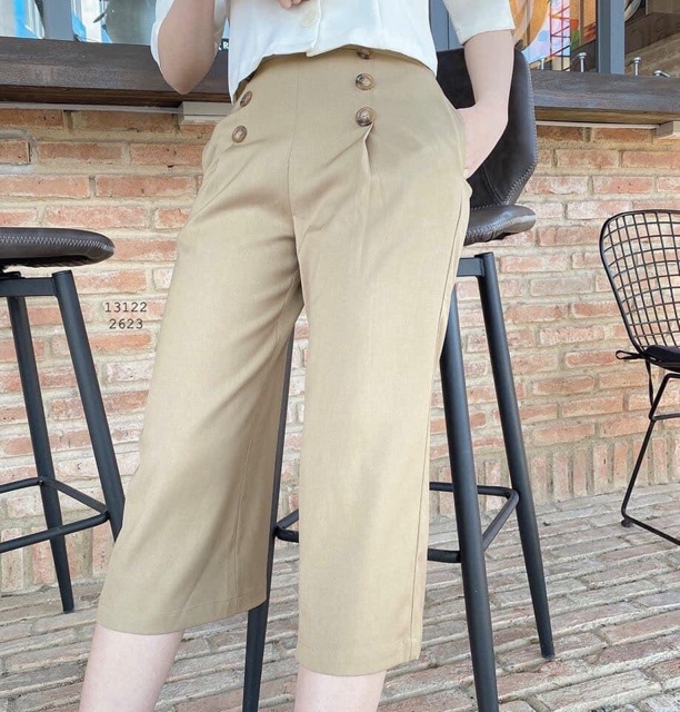 SET ÁO TRẮNG QUẦN KAKI BE