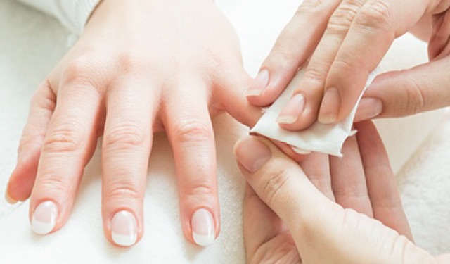 Nước tẩy sơn móng tay Innisfree Nail Remover 100m