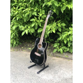 Chân đàn guitar chữ A