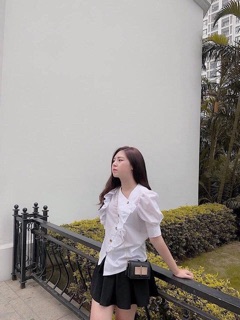 Áo sơ mi bèo vạt chéo