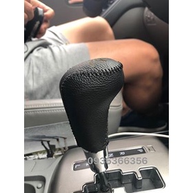 Bọc Cần Số, Tay Phanh Xe HYUNDAI ACCENT, AVANTE, I30 SỐ TỰ ĐỘNG  Phom Cũ... Da Bò Nhiều Màu Sắc