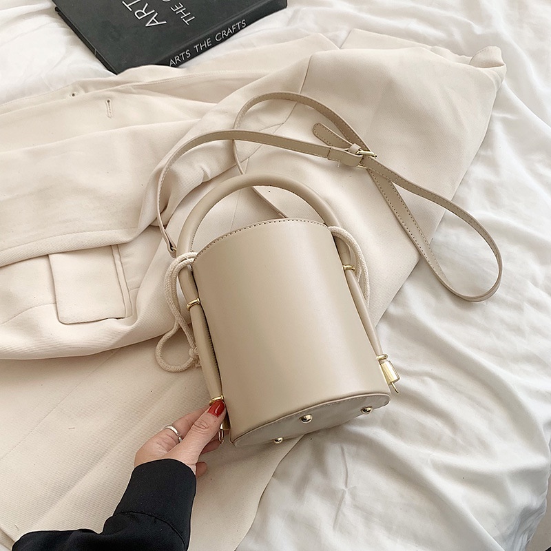 Túi xách tay đeo vai IELGY thời trang trẻ trung chất lượng cao dành cho nữ