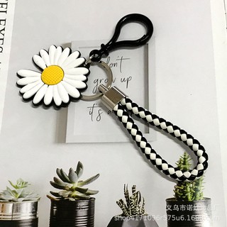 Móc khóa hoa cúc hót trend siêu cute