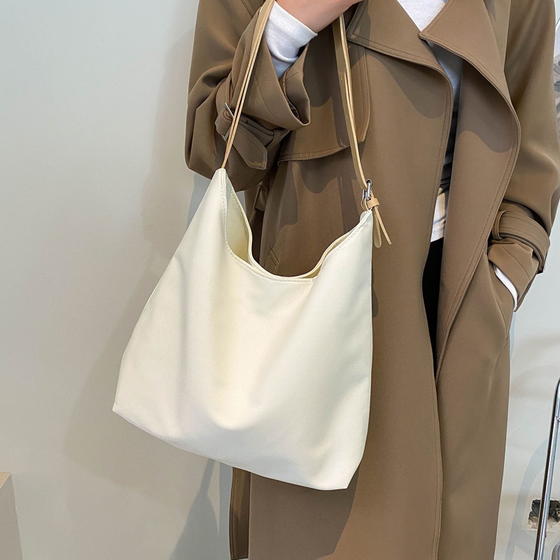 Túi Xách Đeo Vai Cỡ Lớn Bằng Nylon Mềm Cho Nữ