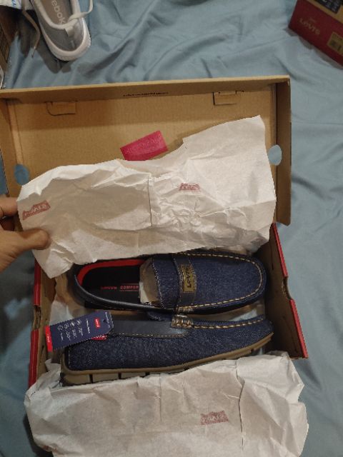 Giày lười nam Levi's chính hãng Mỹ ( Hết hàng sẵn) | BigBuy360 - bigbuy360.vn