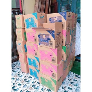 nước giặt Dnee max 4 can ( 3,8lit/ can)