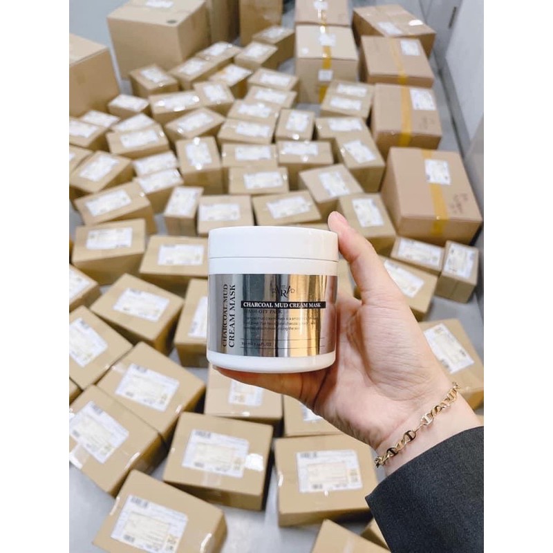 Mặt Nạ Bùn Khoáng Jee ara Charcoal Mud 220ml