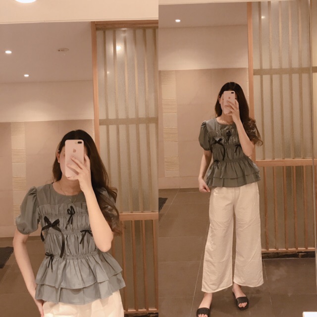 Áo cổ vuông tay bồng