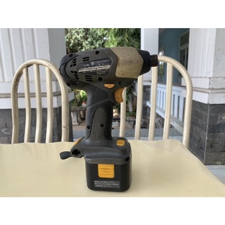 Bắn vít nati ez7206 12v.