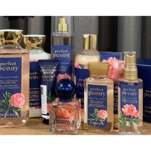 [Auth] Bộ sản phẩm tắm dưỡng xịt thơm lưu hương mịn da Bath and Body Works - Perfect Peony