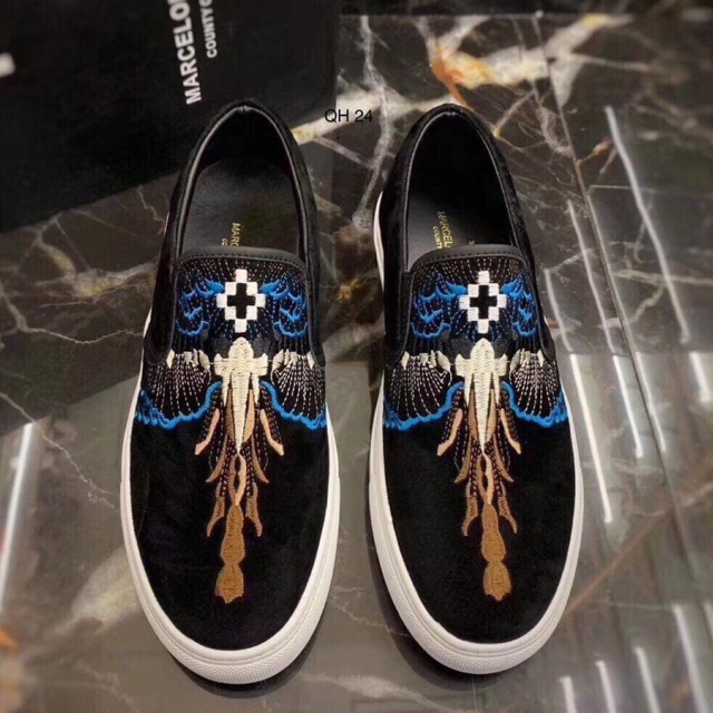 Giầy thêu xanh nam