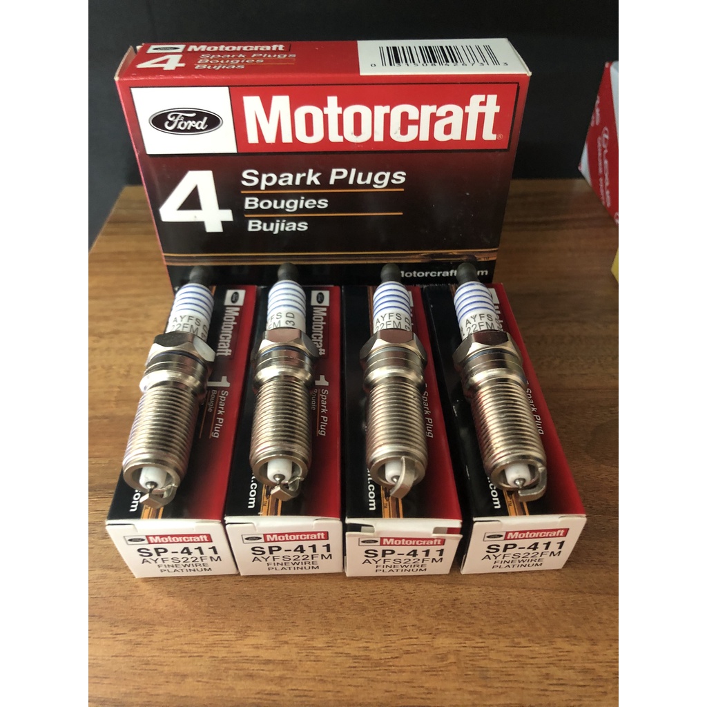 Bộ 4 Bugi MOTORCRAFT Platinum xe FORD Escape Fiesta Focus Ecosport SP411 giác 16 ren 14 chân côn dài