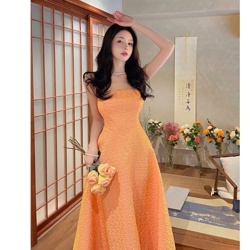 Order 2-3 tuần váy quây cam