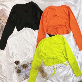 Croptop Tay Dài Hở Lưng Cột Dây