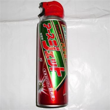 Chai xịt diệt gián, côn trùng không mùi 450ml Hàng Nhật Chính Hãng