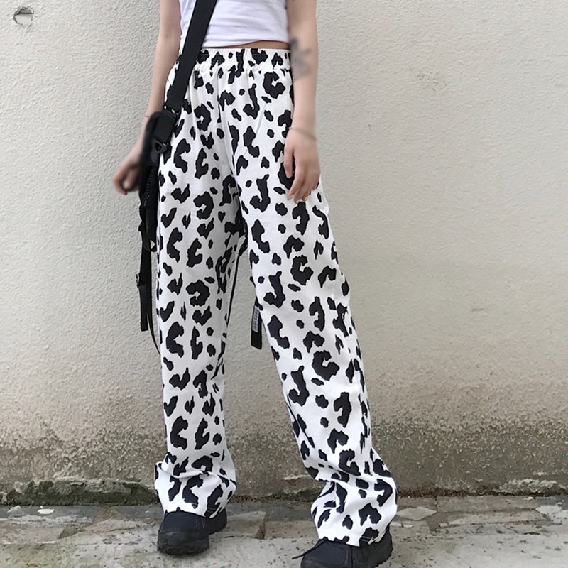 Quần Dài Ống Rộng Họa Tiết Bò Sữa Đen Trắng Cá Tính Thời Trang Cho Nữ | BigBuy360 - bigbuy360.vn